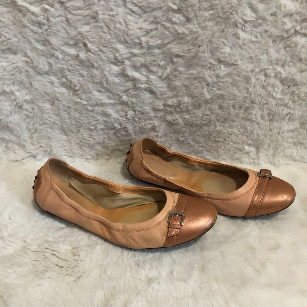 Tod's Peach Metallic Leather Ballet Flats